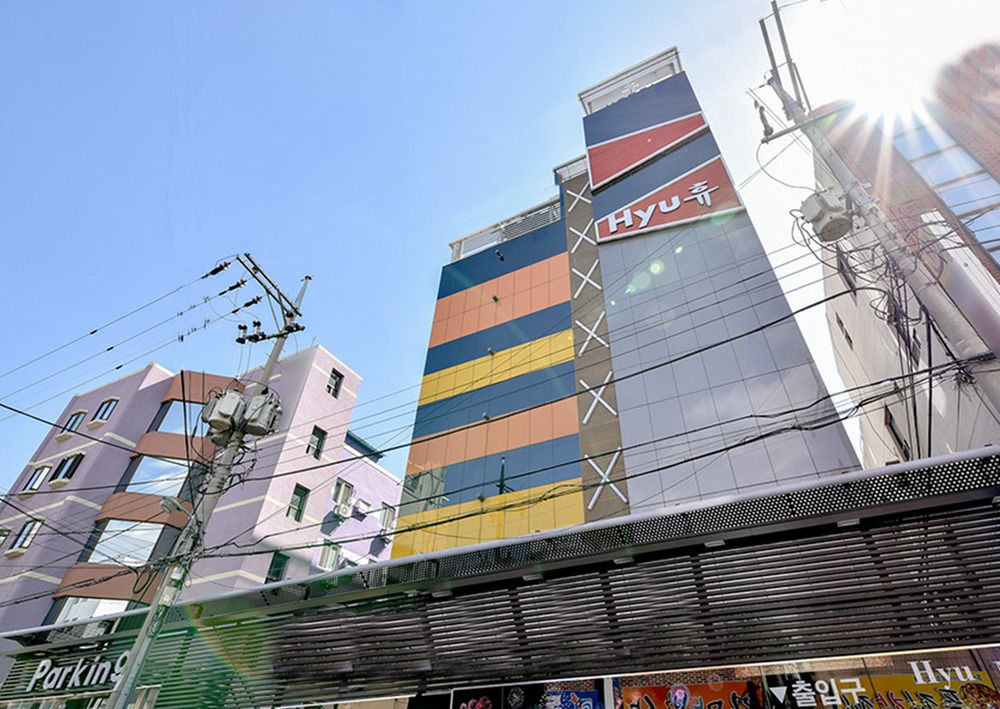 Hyu Hotel Gimhae Eksteriør billede